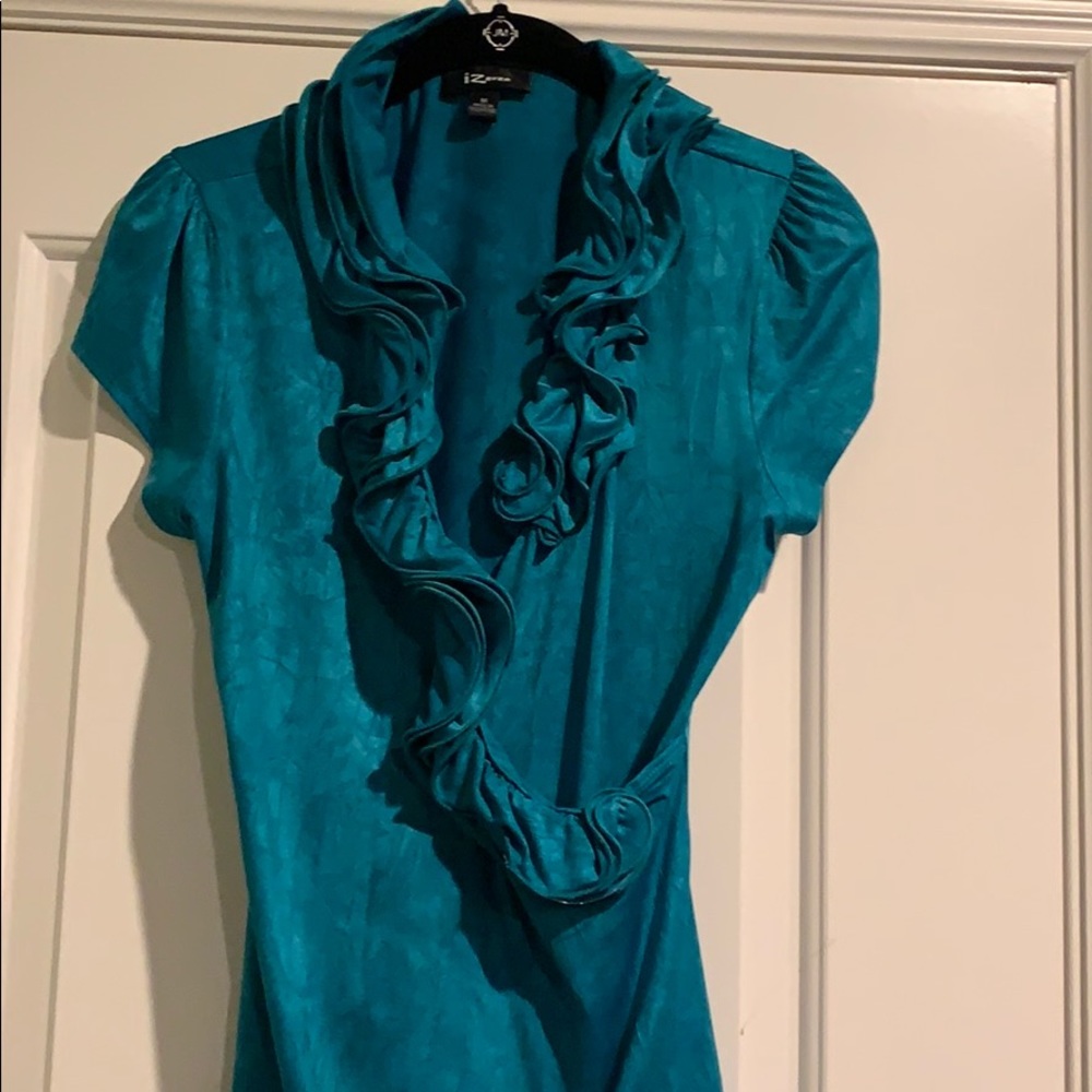 Beautiful turquoise color and super soft material